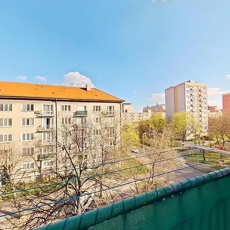 Apartment 2br With Free Garage Parking, Close To The Historic Centre Bratislava