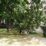 2br With Garage Parking, Walking To Centre And Stadiums